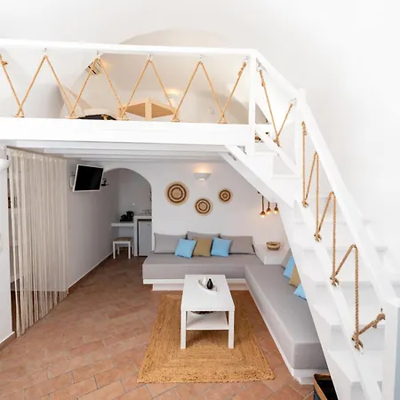 Hotel Seaside By Manos 3*