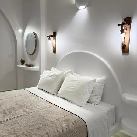 Hotel Seaside By Manos 3*