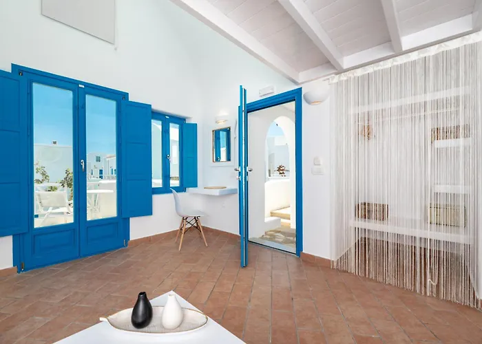 Hotel Seaside By Manos Kamári