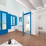 Hotel Seaside By Manos Kamari (Santorini)