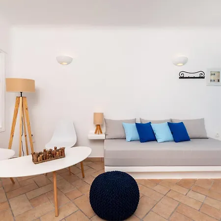 Hotel Seaside By Manos Kamári