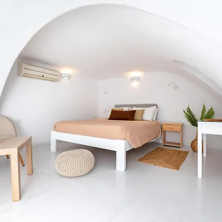 Hotel Seaside By Manos