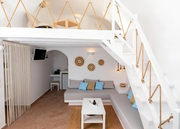 Hotel Seaside By Manos 3*