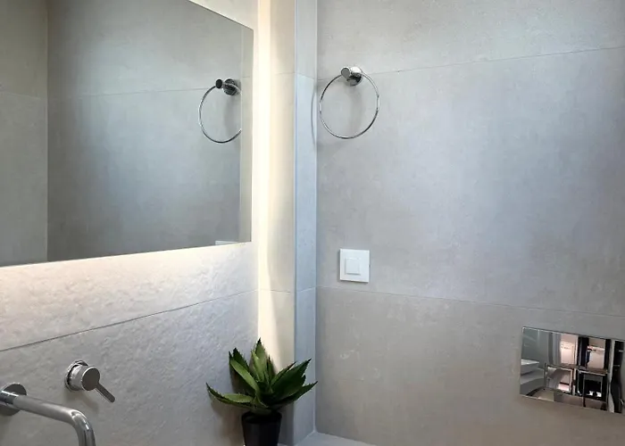 Ξενοδοχείο Seaside By Manos